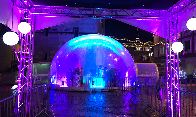 igloo gonflable de 8 mètres